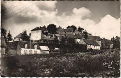 La Tour-d'Auvergne Vu de la Route de Bagnols à Bagnols