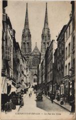 Clermont-Ferrand La Rue des Gras à Clermont-Ferrand