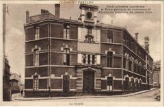 Clermont-Ferrand Ecole - La facde à Clermont-Ferrand