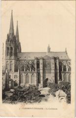 Clermont Ferrand La Cathedrale à Clermont-Ferrand