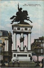 Clermont Ferrand Statue de Vercingetorix à Clermont-Ferrand