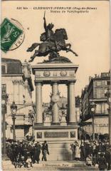 Clermont Ferrand Statue de Vercingetorix à Clermont-Ferrand