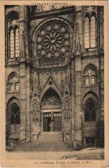 Clermont Ferrand La Cathedrale , portail -
																					63000 Clermont-Ferrand
																			