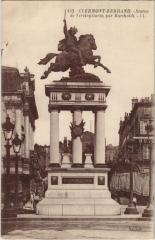 Clermont Ferrand Statue de Vercingetorix à Clermont-Ferrand