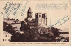 Saint-Nectaire L'Eglise à Saint-Nectaire