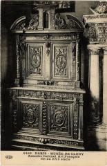 Paris 5e-Musée de Cluny-Armoire Cabinet à Paris 5e