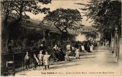 Paris 1e Jardin du Palais Royal à Paris 1er