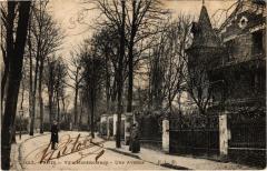 Carte postale ancienne Villa Montmorency - Une Avenue
                                                                     à Paris 16e
                                