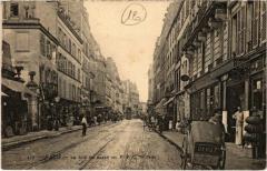 Carte postale ancienne La Rue de Passy
                                                                     à Paris 16e
                                