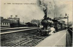 Carte postale ancienne Gare Montparnasse - Le rapide de Bordeaux
                                                                     à Paris 15e
                                