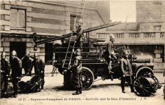 Paris Arrivée sur le lieu d'incendie