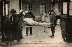 Carte postale ancienne Crue de la Seine - Transport des Malades de l'Hôpital Boucicaut - 29 Janvier 1910
                                                                     à Paris 15e
                                