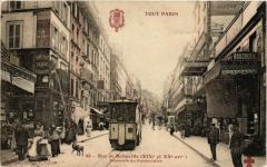 Rue de Belleville - Descente du Funiculaire à Paris 20e