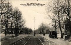 L'Avenue Daumesnil et la Porte de Picpus à Paris 12e