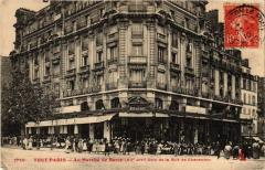 Au Marché de Bercy - Coin de la Rue de Charenton à Paris 12e