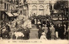 Paris Un Bal en plain air le 14 Juillet