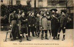 Paris Scene de l'Aube Sociale interpretée par les Pupilles