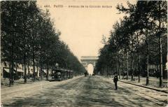 Avenue de la Grande Armee. à Paris 16e
