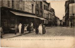Carte postale ancienne Un coin de la rue du Mont-Cenis - Place de la vieille Eglise Saint-Pierre de Montmartre
                                                                     à Paris 18e
                                
