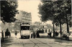Carte postale ancienne Place Péreire - Station des Tramways - Avenue Niel
                                                                     à Paris 17e
                                