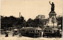 Paris (3e) La Place et la Statue de la Republique. à Paris 3e