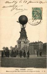 Carte postale ancienne Monument des Aéronautes du siège de Paris
                                                                     à Paris 17e
                                