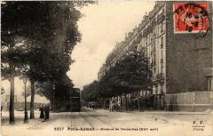 Auteuil - Avenue de Versailles à Paris 16e