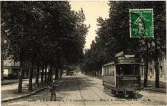 Paris (8e) L'Avenue Marceau. General de Division à Paris 8e