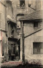 Paris (4e) Passage Saint-Pierre. -
																					75004 Paris 4e
																			