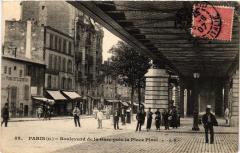 Carte postale ancienne Boulevard de la Gare près de la Place Pinel
                                                                     à Paris 13e
                                