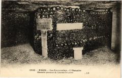 Les Catacombes - L'Ossuaire - Ossements provenant du Cimetière Saint-Laurent à Paris 14e