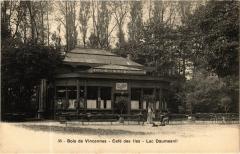 Paris 12e Cafe des Iles Daumesnil. Bois de Vincennes à Paris 12e
