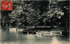 Carte postale ancienne Bois de Vincennes - Lac des Minimes - Embarcadère de la Porte Jaune
                                                                     à Paris
                                