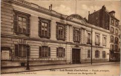 Carte postale ancienne Ecole Normale d'Institutrices - Façade principale - Boulevard des Batignolles
                                                                     à Paris 17e
                                