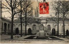 Carte postale ancienne Ecole Normale d'Instituteurs
                                                                     à Paris 16e
                                