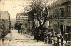 Carte postale ancienne Montmartre - La Rue des Saules et le Cabaret du Lapin-Agile
                                                                     à Paris 18e
                                