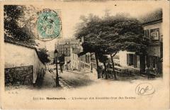Carte postale ancienne Montmartre - La Rue des Saules (à droite, l'Auberge des Assassins)
																	 à Paris 18e
								