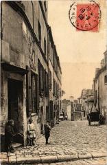 Carte postale ancienne L'Impasse Trainée
                                                                     à Paris 18e
                                