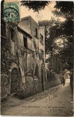 Carte postale ancienne Vieux Montmartre - La Rue Saint-Vincent
                                                                     à Paris 18e
                                