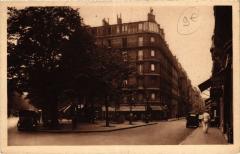 Carrefour de l'avenue Niel et de la rue Demours à Paris 17e