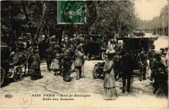 Carte postale ancienne Bois de Boulogne - Allée des Acacias
                                                                     à Paris 16e
                                