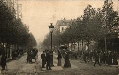 Carte postale ancienne Avenue Niel
                                                                     à Paris 17e
                                