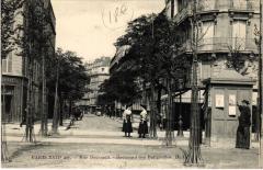 Carte postale ancienne Rue Boursault - Boulevard des Batignolles
                                                                     à Paris 8e
                                