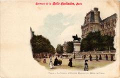 Paris (4e) - Hotel de Ville et la Statue d'Etienne Marcel à Paris 4e
