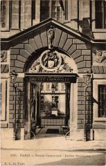 Paris 3e Paris-Musée Carnavalet-Entrée Principale -
																					75003 Paris 3e
																			