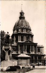 Paris 7e-Le Dome des Invalides-Statue du Général Galliéni à Paris 7e
