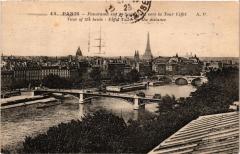 Paris Panorama sur la Seine pris vers la Tour Eiffel