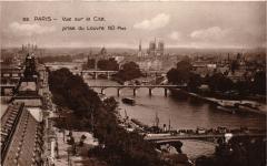 Paris vue sur la Cité. Prise du Louvre