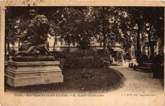 Square Cambronne à Paris 15e