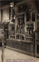 Paris 5e-Musée de Cluny-Rétable en bois sculpté du XVe siécle à Paris 5e